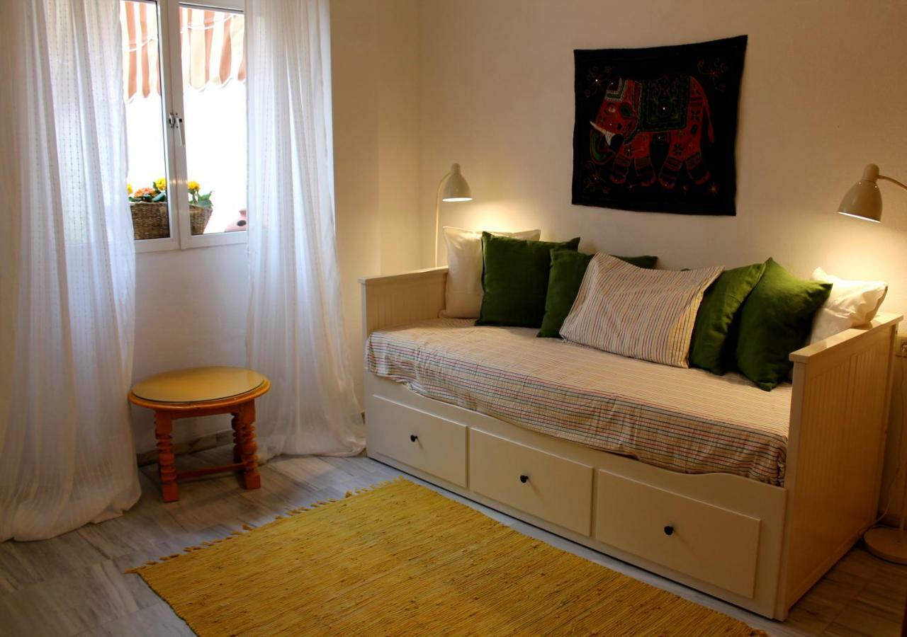 Apartamento Con Patio Cerca Mezquita กอร์โดบา ภายนอก รูปภาพ