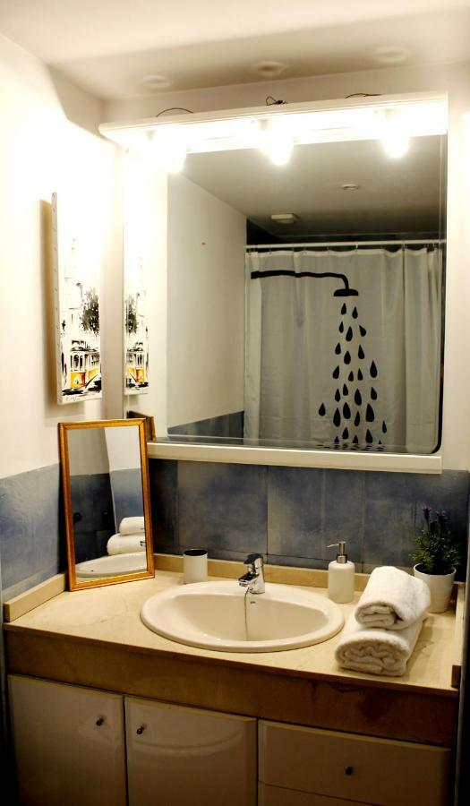 Apartamento Con Patio Cerca Mezquita กอร์โดบา ภายนอก รูปภาพ